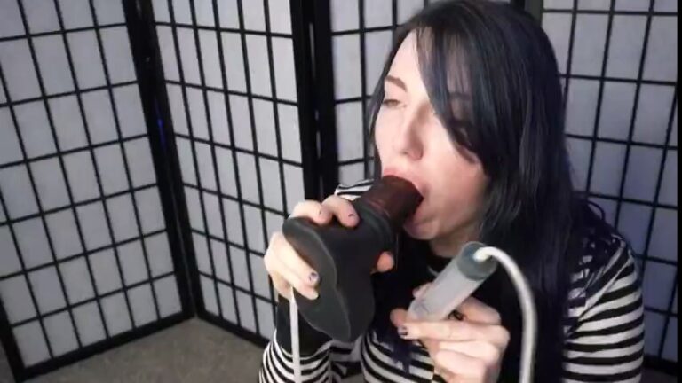 Huge Dildo Deepthroat & Cum In Mouth