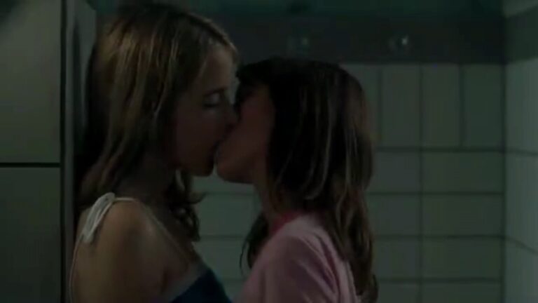 Water Lilies Lesbian Movie Scene